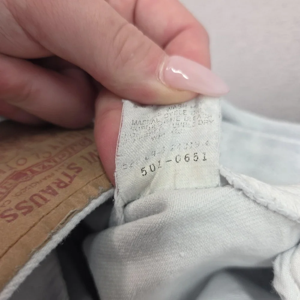 Levis important sizing